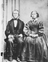 142. Ole og Gunhild Iversen fra Hokksund (oeb-199754).jpg