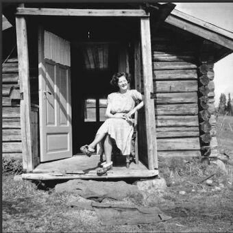 Olga Arnlaug Moberget (født Lindberget).jpg