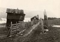 9. Oppheim, Opheim, Buskerud - Riksantikvaren-T058 01 0097.jpg