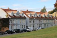 Opplandgata 13 (til høyre) og 17 (til venstre). Foto: Chris Nyborg (2013).