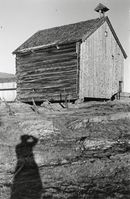 45. Oraug Jutulbua, Østfold - Riksantikvaren-T003 01 0012.jpg