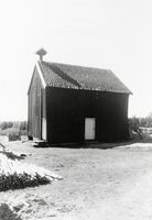 34. Oraug Jutulbua, Østfold - Riksantikvaren-T003 01 0022.jpg