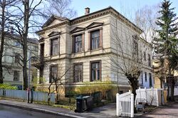 Rosenborggata 18 (1890-1891) Foto: Roy Olsen (2016).