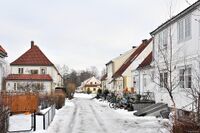 Karakteristisk bebyggelse i Spångbergveien, nr. 3–13. Foto: Roy Olsen (2015).