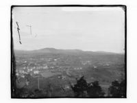 65. Oslo. Oversikt mot nord med Kampen kirke, fra Ekeberg - NB MS G4 0372.jpg