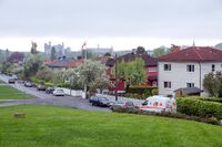 Byggmesterfunkis i Carl Grøndahls vei sett fra Bakkehaugen kirke. Foto: Leif-Harald Ruud (2016).