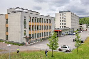 Oslo Blindern videregående skole 250610.jpg