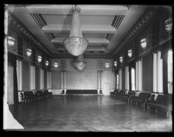 Salen Foto: Narve Skarpmoen/Nasjonalbiblioteket