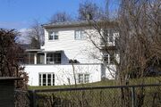 Oslo Hoffsjef Løvenskiolds vei 14 260411.JPG