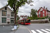 Gammel trehusbebyggelse i den øvre delen av Lilleakerveien. Foto: Leif-Harald Ruud (2017).