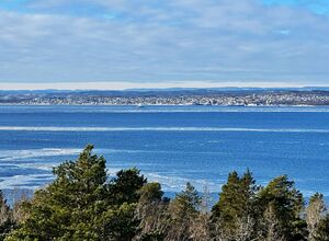Oslofjorden Jeløya mot Horten.jpg