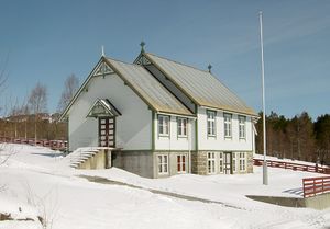 Osmarka-kapell-Gjemnes-Norw.jpg
