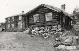 Oustad Søndre, Hedmark - Riksantikvaren-T118 01 0151.jpg