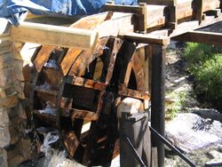 Overfallshjul for stampa.