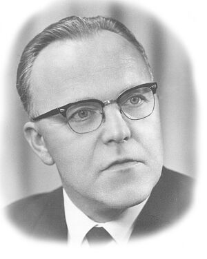Pastor Ingolf Dahl.jpg