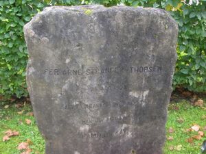 Per Arne Stranger-Thorsen gravminne.jpg