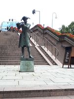 «Piperen i Piperviken» på Rådhusplassen i Oslo. Foto: Eva Rogneflåten (2019).