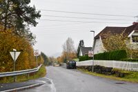 Rosevegen sett østover fra Pans veg. Foto: Roy Olsen (2021).