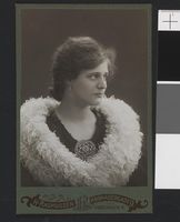 240. Portrett av Elida "Elly" Eyde - no-nb digifoto 20160419 00334 bldsa EYDE 5 15 og 16 012.jpg
