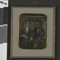 103. Portrett av et sittende par daguerreotypi - no-nb digifoto 20160208 00015 bldsa FAU052 a.jpg