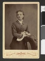 223. Portrett av uidentifisert, ung kvinne, ca. 1880 - no-nb digifoto 20160711 00011 blds 08081.jpg