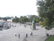 Rådhusplassen Oslo 2012 2.jpg