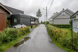 Rælingen Rennebomvegen 240826.jpg