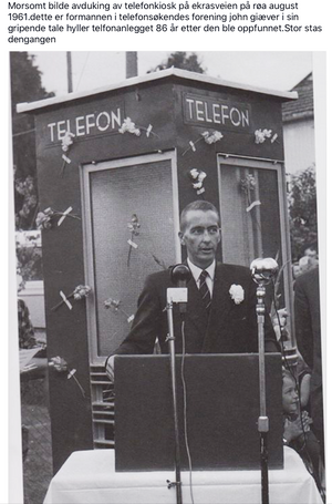 Røa feirer telefonkiosk 1961.PNG