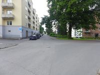 Rødstuveien sett fra Olav Schous vei. Foto: Tor Lars Hansen (2016).