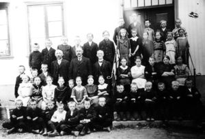 Røkeberg skole 1915 (oeb-202484).jpg