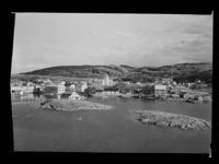 Motiv fra Rørvik. Foto: Ukjent / Nasjonalbiblioteket (1950–1952).