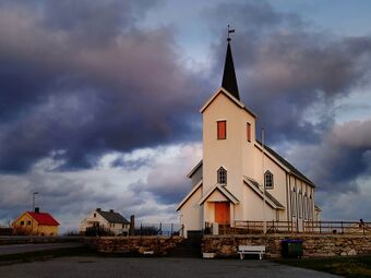 Røst kirke September 2019.jpg