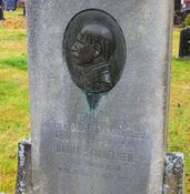 Georg Olaf Samuelsen (1852-1924) var den siste berglege ved Sølvverket. Han er er gravlagt på Kongsberg gamle kirkegård. Foto: Stig Rune Pedersen