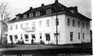Rakkestad Samvirkelag ca 1930.jpg