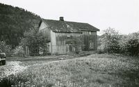 8. Ramberg Neristuen, Heddal bygdetun, Telemark - Riksantikvaren-T167 01 0136.jpg