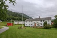 Gården Indre Mittet. Foto: Leif-Harald Ruud (2021).