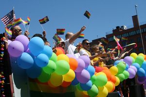 Regnbueflagg (19019453528).jpg