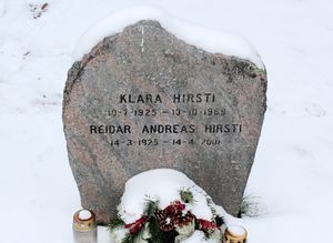 Reidar Hirsti gravminne Oslo.jpg