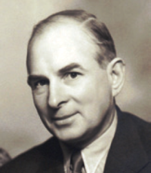 Reidar Larsen var fjerdemann i transportens ledelse. Han var inspektør i Transportformidlingen og en viktig koordintor for all kjøring. Foto i privat eie.