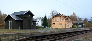 Reinsvoll stasjon 2007.jpg