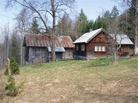 Renneberg under gnr. 92 Midtgarden. Nye vindaugo og tilbygg. Foto: Olav Momrak-Haugan. 2006