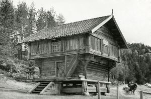 Reshjem, Telemark - Riksantikvaren-T167 01 0222.jpg