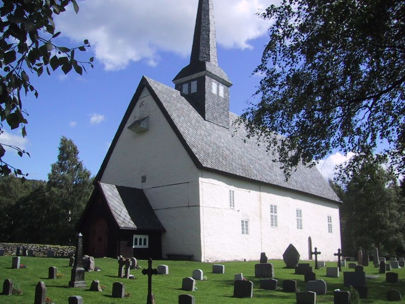 Fil:Riddervoll kirke Gausdal.jpg