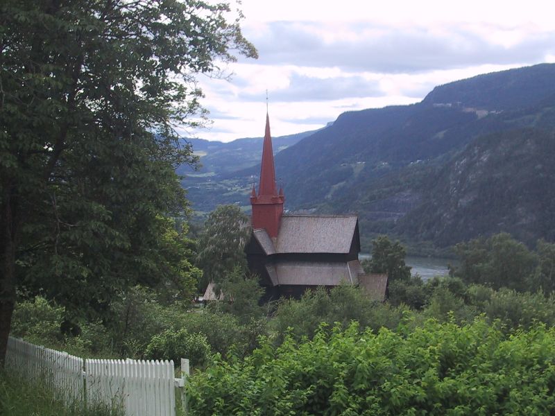 Fil:Ringebu stavkirke.JPG