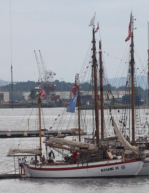 Risør II i Bjørvika 2014.JPG