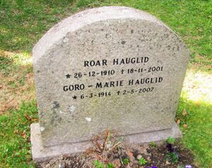Roar Hauglid gravminne.jpg