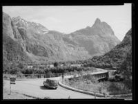 11. Romsdal, Sogge bro - no-nb digifoto 20150219 00156 NB MIT FNR 16463.jpg