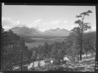 246. Rondane med Atnsjøen - no-nb digifoto 20150227 00278 NB MIT FNR 00609.jpg