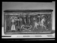 409. Rosemalt kiste. Historisk museum, Bergen - no-nb digifoto 20150218 00127 NB MIT FNR 17289.jpg