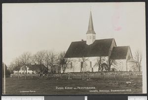 Rygge Kirke og Prestegaard - no-nb digifoto 20150805 00075 bldsa PK30871.jpg